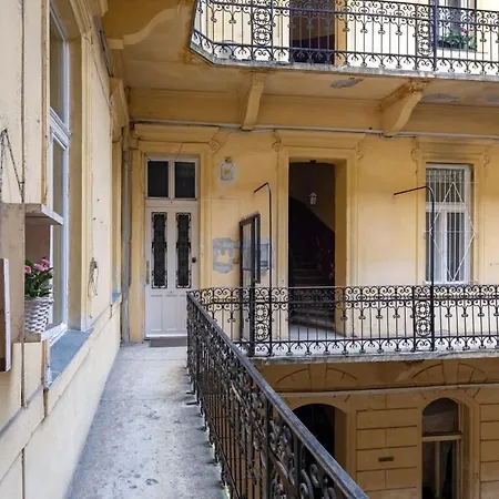 Central Cozy Budapest