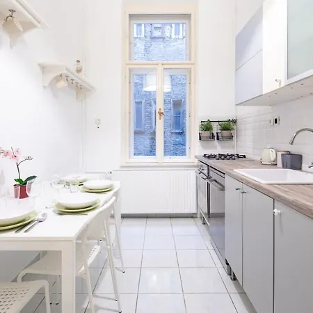 Central Cozy בודפשט